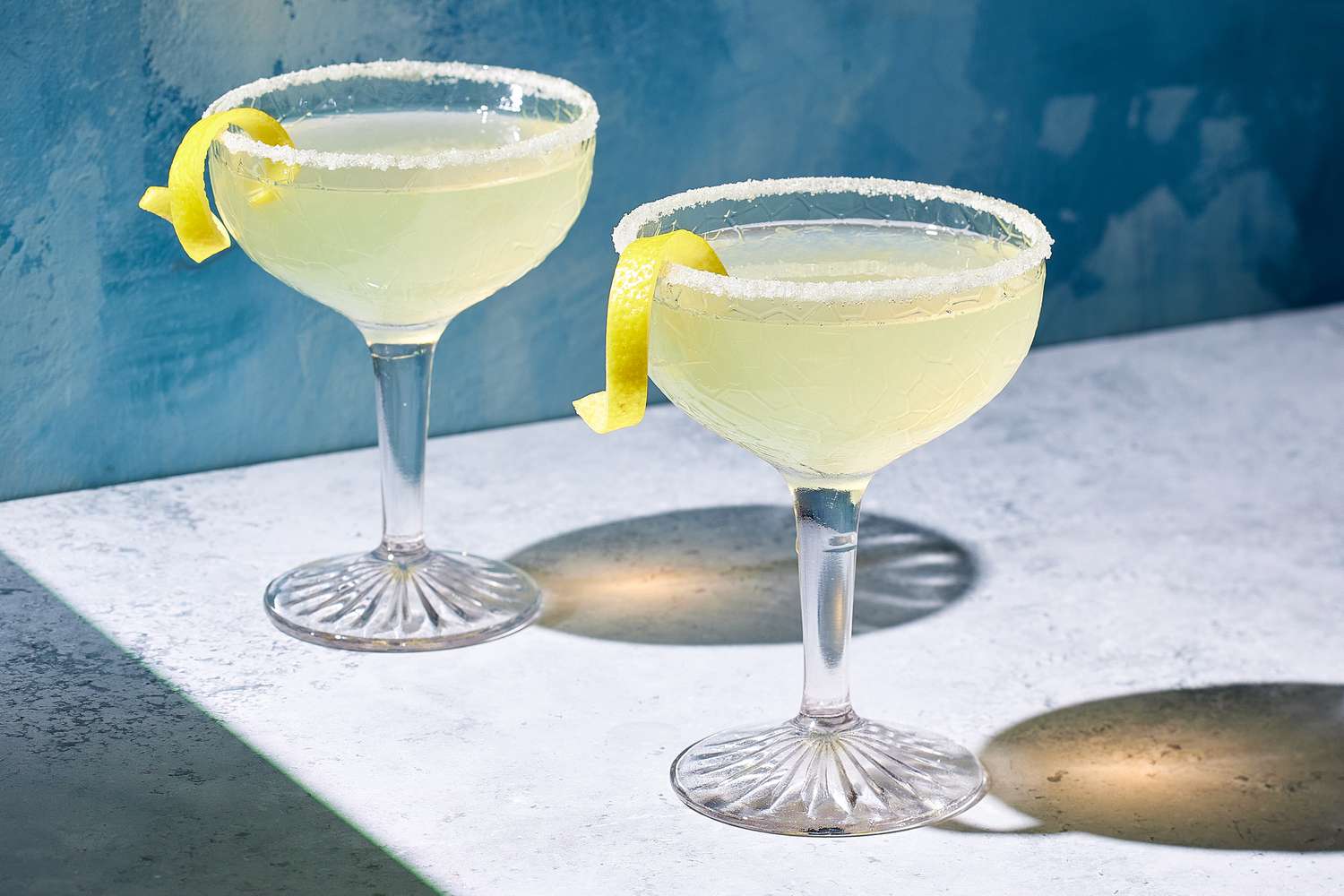 6 Công Thức Pha Chế Cocktail Tại Nhà Đơn Giản Nhất Định Phải Thử
