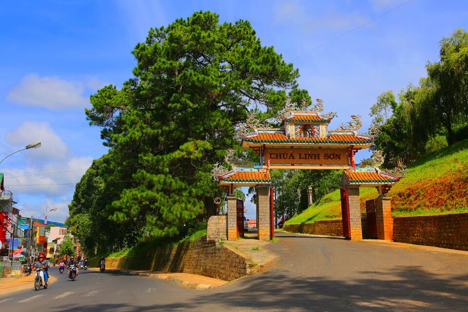 chùa Linh Sơn